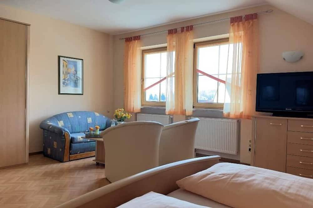 Ganze Wohnung, Liebevoll eingerichtete Wohnung in Friedenfels in Friedenfels, Ostbayern