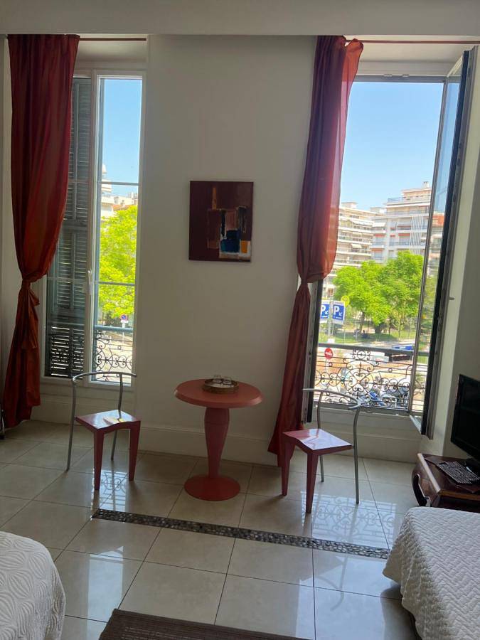 Chambre d’hôte pour 3 personnes, avec Terrasse et Vue à Nice - 4