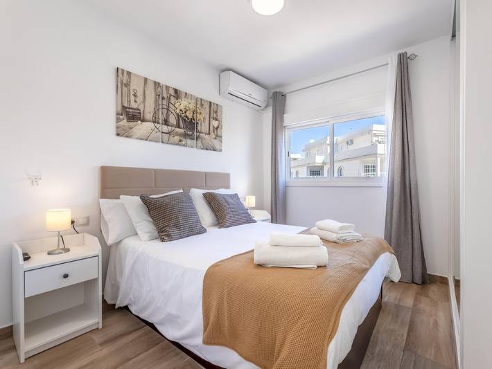 Gîte pour 2 personnes, avec jardin ainsi que vue sur l’océan et piscine à Benalmádena - 2