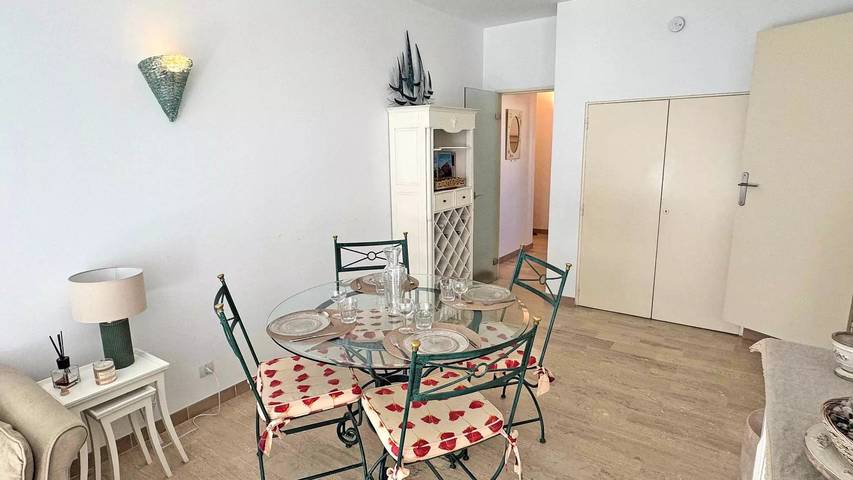Gîte pour 4 personnes, avec terrasse, animaux acceptés dans Casino De Sainte Maxime - 4