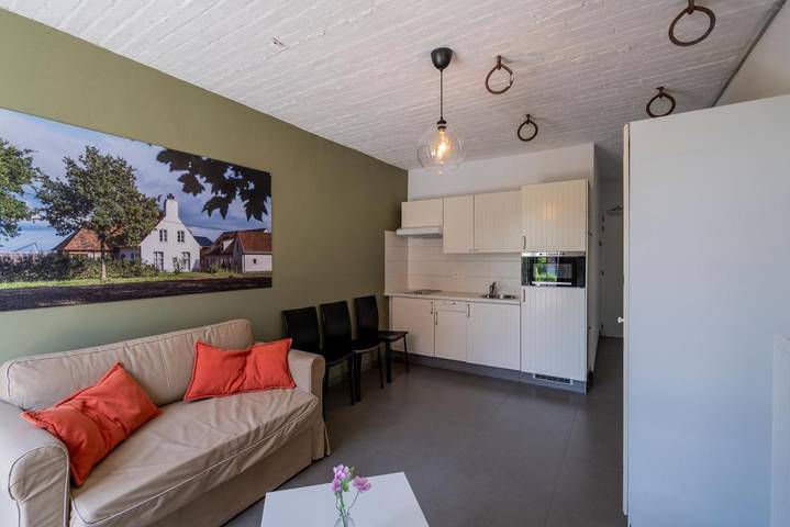 Location de vacances pour 37 personnes, avec jardin et terrasse ainsi que vue et piscine à Kruishoutem - 4