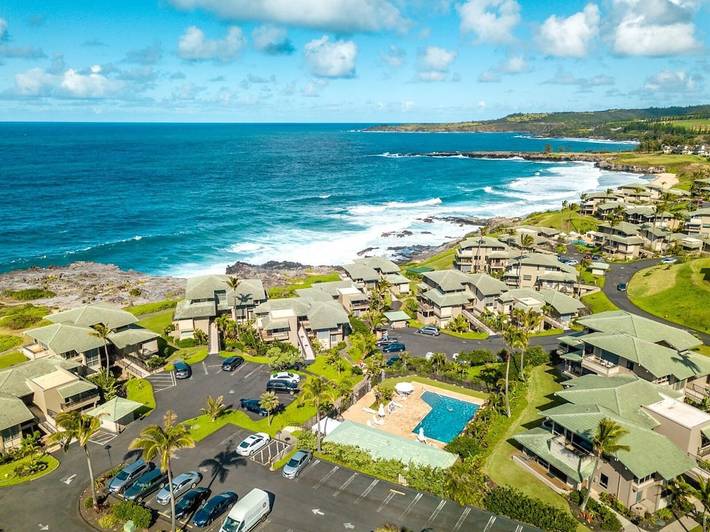 Vacation rental for 4 people, with pool and balcony as well as yard in Kapalua