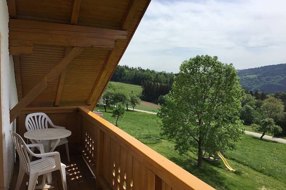 Ganze Wohnung, Gemütliche Fereinwohnung mit Balkon zum genießen und entspannen in Untergriesbach, Passauer Land