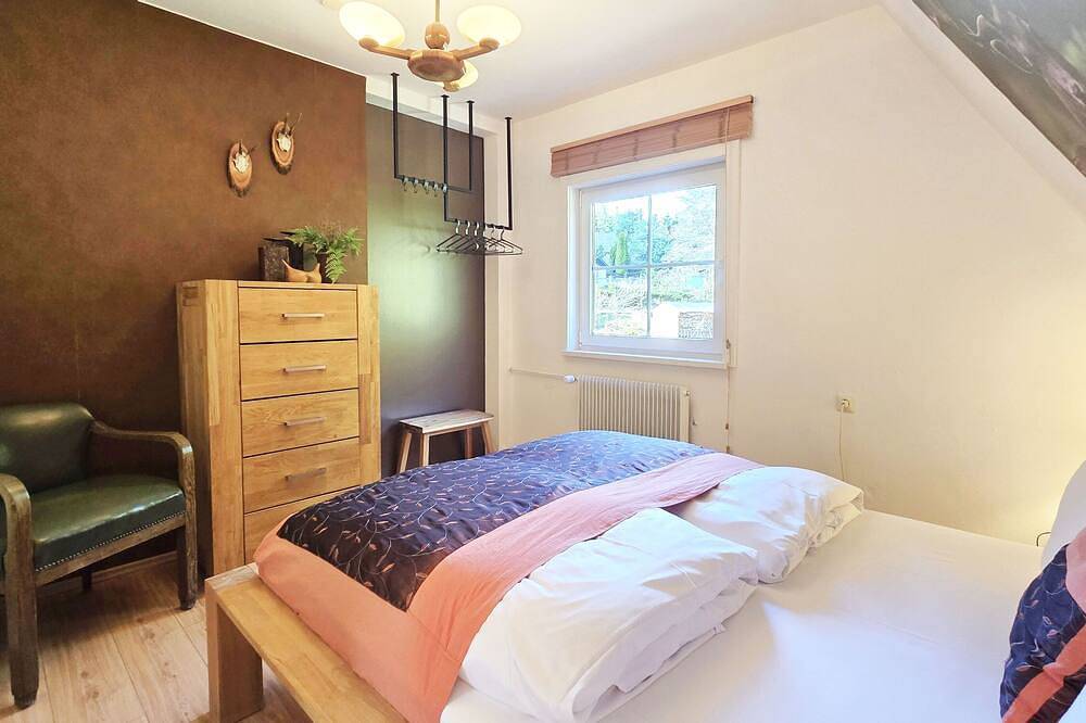 Charmantes Ferienhaus für 12-16 Personen direkt am Wald mit Kaminzimmer + Sauna in Altenberg, Osterzgebirge