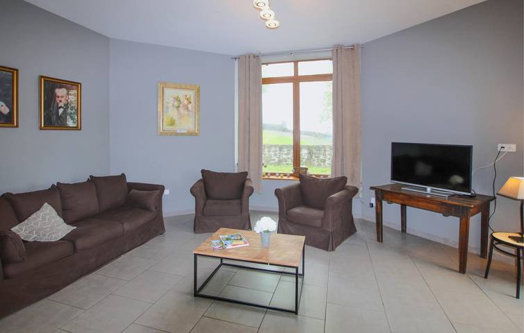 Riverside Retreat with Pool and Parking in Privas (arrondissement)