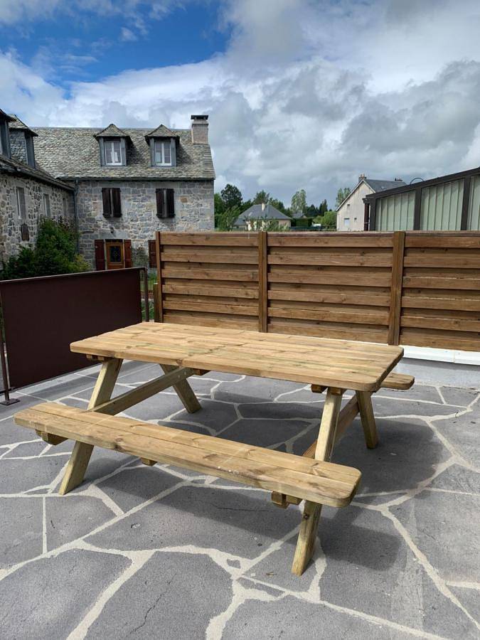 Location de vacances pour 4 personnes, avec terrasse à Nasbinals - 3