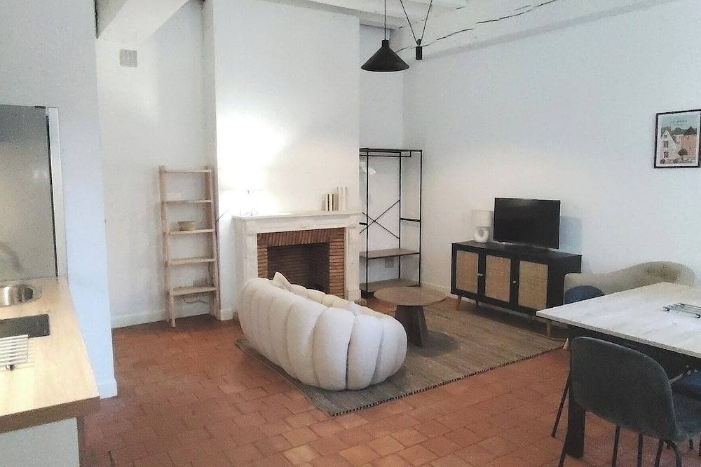 Entire apartment, Authentique Bouquet in Le Mans, Sarthe