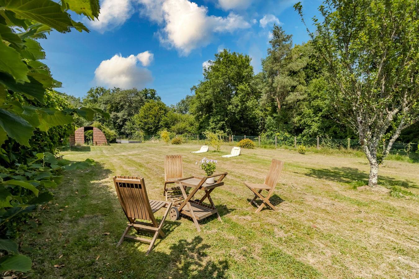 Kleine Unabhängige Unterkunft in Rouffignac – Naturcharme, Terrasse, Spa & Kochworkshops in Rouffignac-Saint-Cernin-de-Reilhac, Périgord Noir
