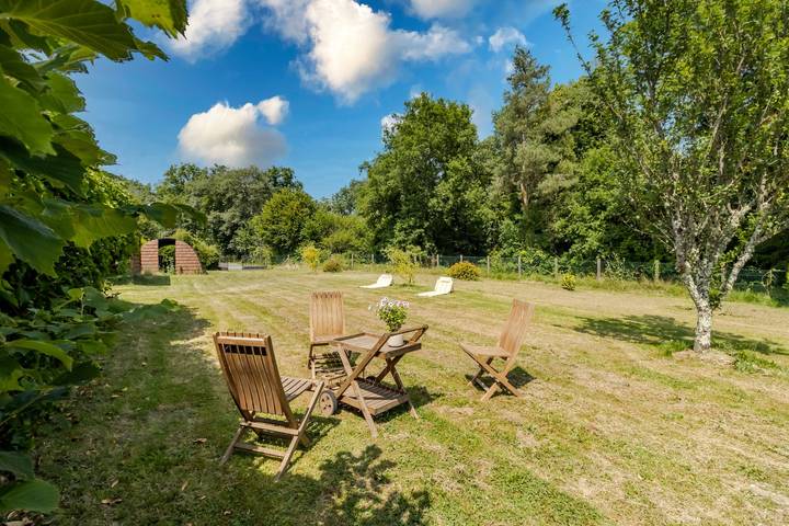 Casa Independiente en Rouffignac: Encanto Natural, Terraza, Spa y Talleres Culinarios in Rouffignac-Saint-Cernin-de-Reilhac, Périgord Noir