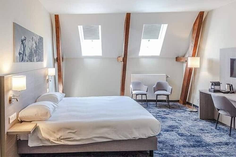 Welcoming Room with Convenient Location Near Leeuwarden Train Station in Leeuwarden, Nederlandse Noordzeekust