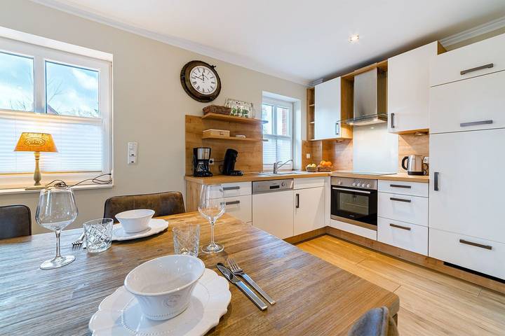 Ferienhaus für 5 Personen, mit Garten in Greetsiel - 2