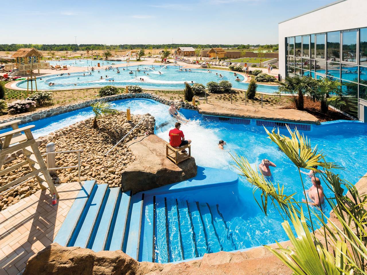 Mobile Home im Tropical Islands Resort in Tropical Islands (Wasserburg), Halbe