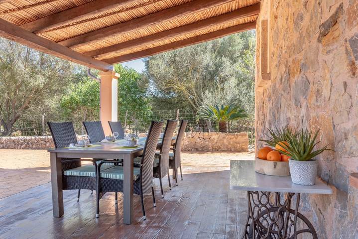 Maravillosa casa de campo con aire acondicionado con piscina, Wi-Fi, jardín y terrazas; Estacionamiento disponible in Artà, Mallorca Este