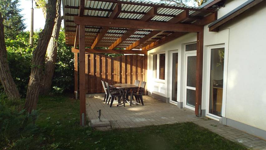 Bungalow für 4 Personen, mit Garten in Dabel