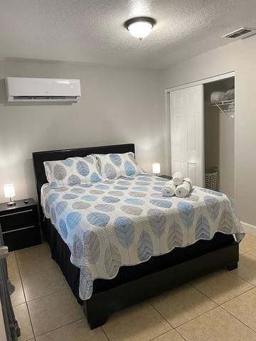 Apartment for 2 Guests in Tampa, Tampa Bay, Picture 2