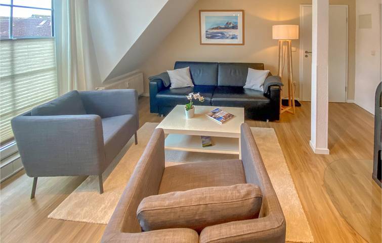 Ganze Ferienwohnung, Gemütliche Strandwohnung mit TV, Parkplatz, Terrasse & WiFi in Gollwitz, Nordwestmecklenburg (Wismar und Umgebung)