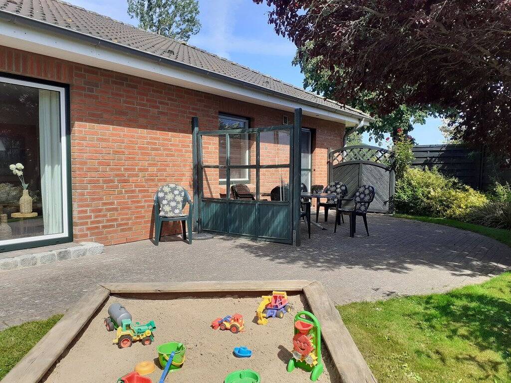 Ferienhaus in Grebin mit Schwimmbecken in Grebin, Südliche Ostseeküste