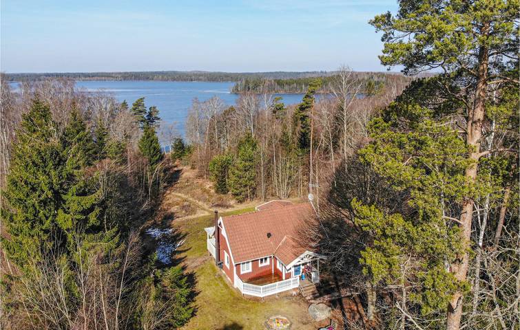 Ferienhaus für 6 Personen, mit Terrasse und Sauna sowie Seeblick in Smaland - 3