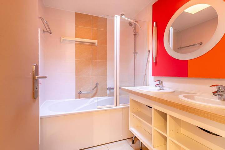 Location de vacances pour 6 personnes, avec terrasse à Chaumont-sur-Tharonne - 4