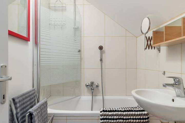 Bungalow mit Aussicht - Tui in Mimice, Omis-Riviera