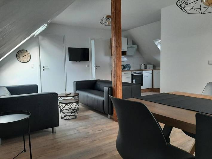Ferienwohnung für 4 Personen, mit Terrasse und Garten sowie Ausblick