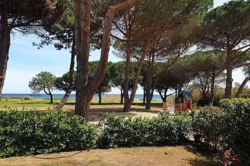 Gîte pour 6 personnes, avec terrasse ainsi que jardin et piscine, animaux acceptés à Poggio-Mezzana