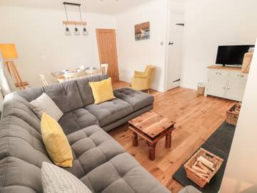 Holiday Home for 6 People in Northumberland, North East England, Photo 2