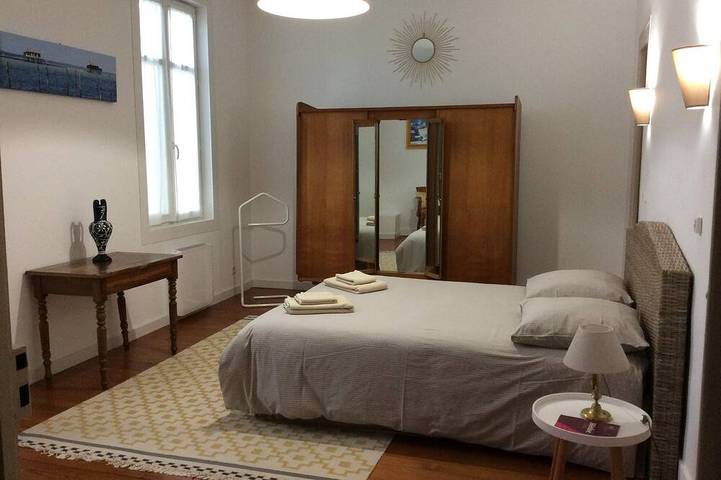 Location de vacances pour 8 personnes, avec jardin à Saint-Émilion - 2