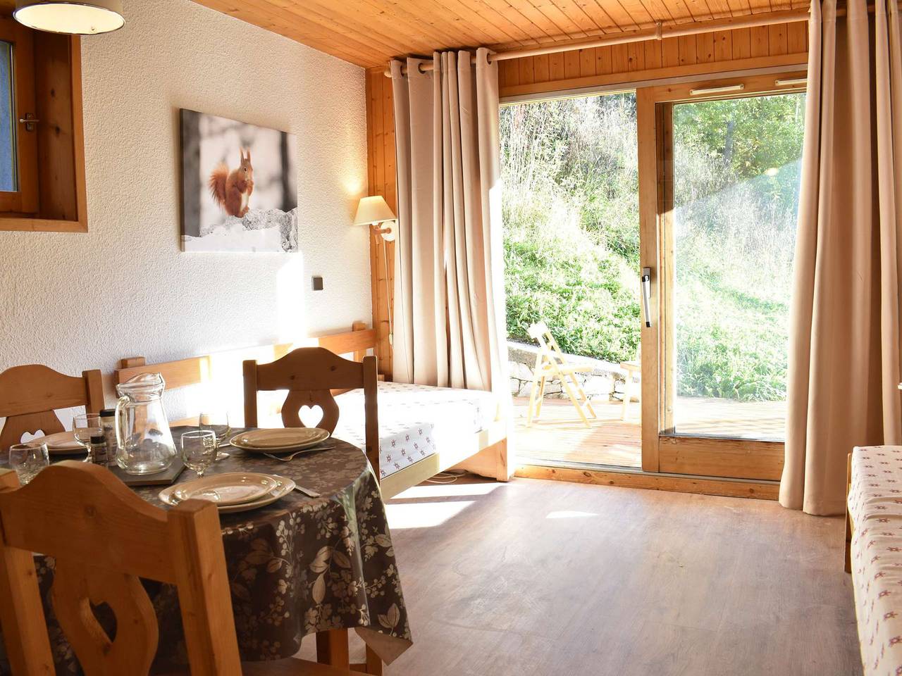 Apartamento entero, Estudio acogedor para 4 en el corazón de Méribel, cerca de pistas y servicios in Les Allues, Les Trois Vallées
