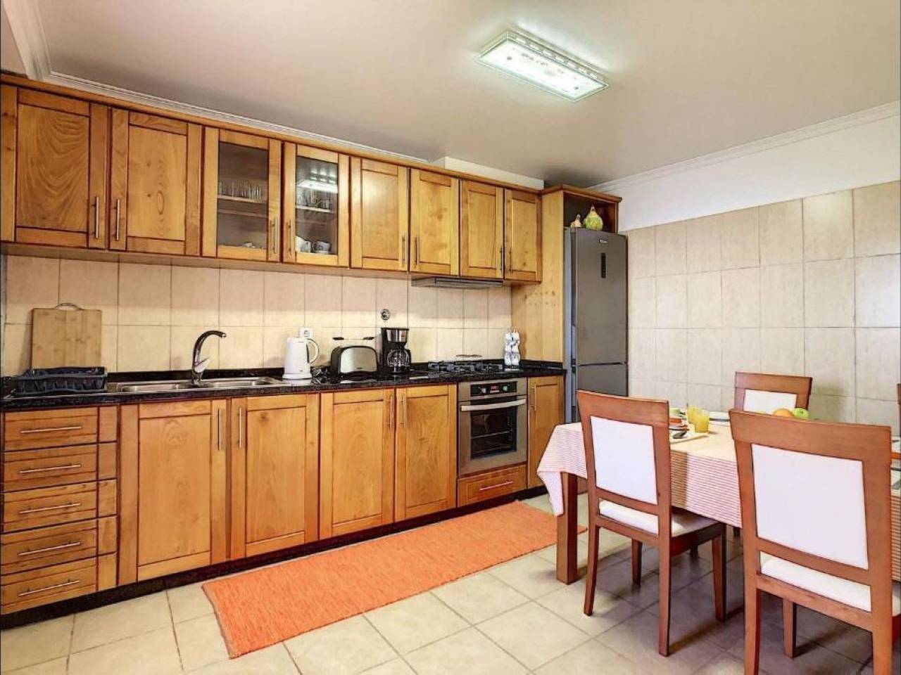 Villa "Casa Laranja" mit Bergblick in Pináculo, Ponta do Sol