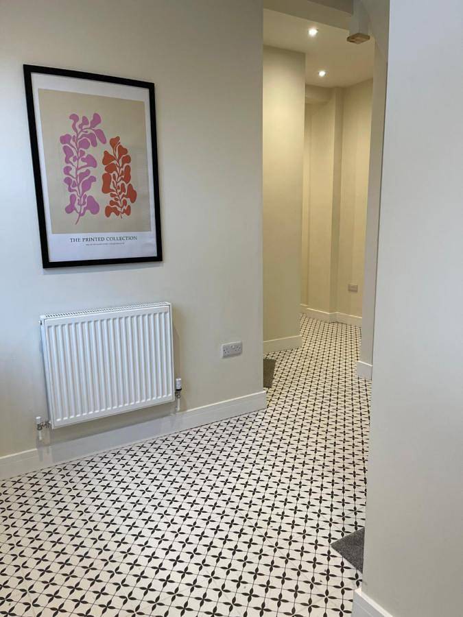 Two-Bedroom House in Chesterfield, Derbyshire