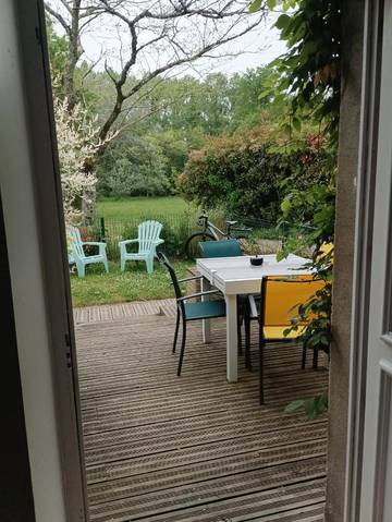 Gîte pour 6 personnes, avec vue sur le lac ainsi que jardin et vue, animaux acceptés à Bouaye