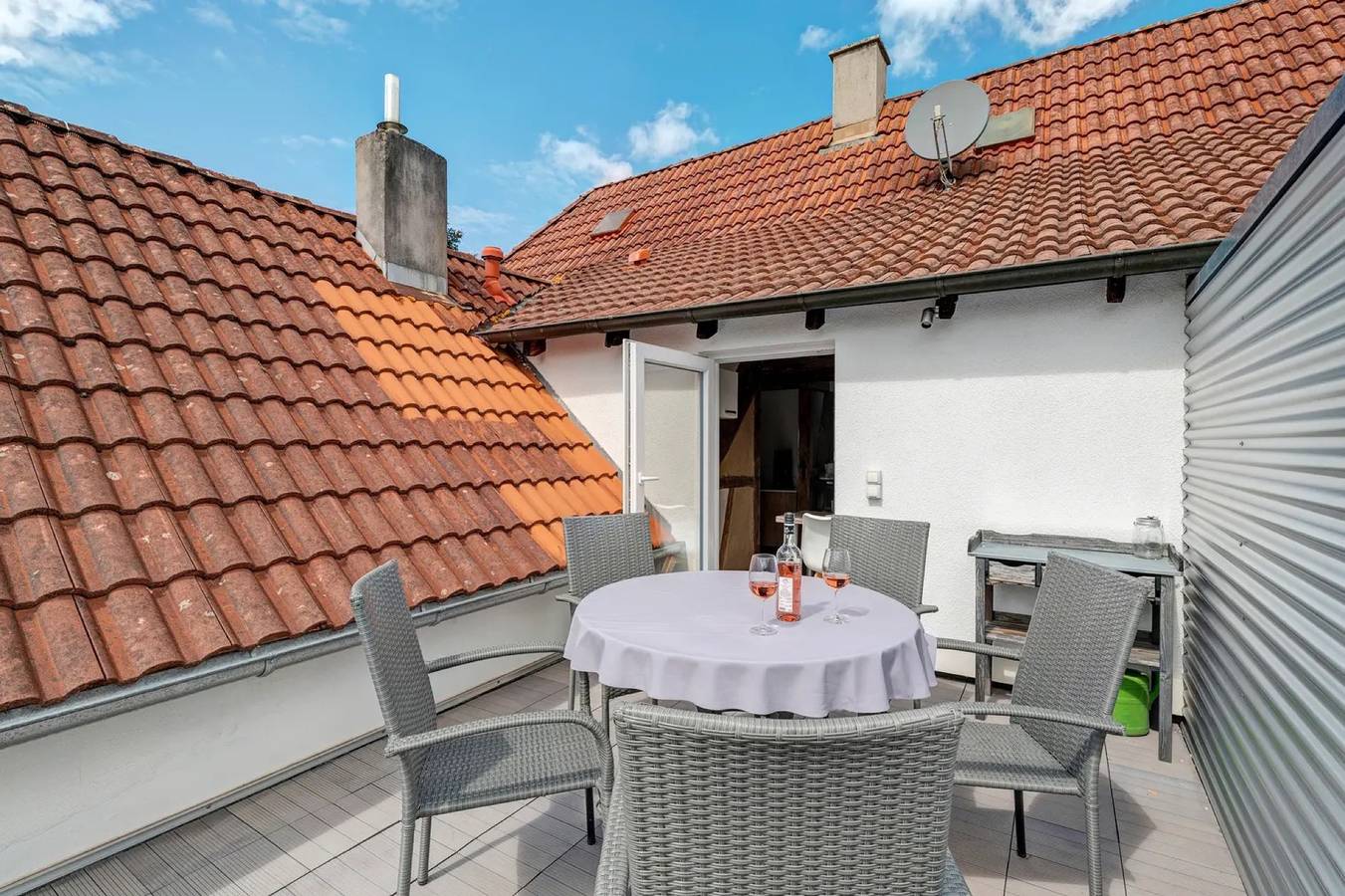 Ganze Wohnung, Ferienwohnung 'Heimatliebe' mit Gemeinschaftsgarten, Balkon und Wi-Fi in Oberkirch, Mittlerer Schwarzwald
