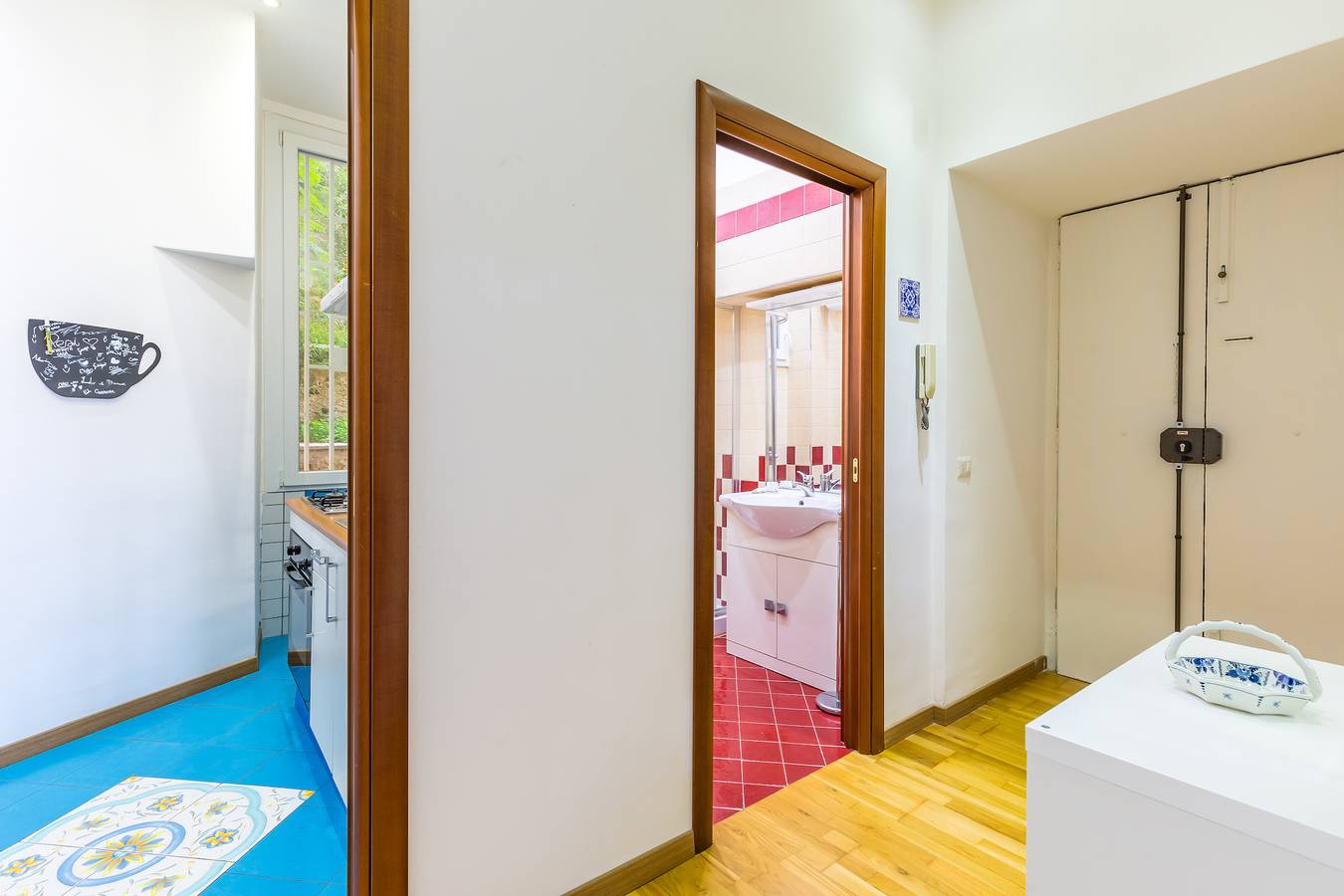Appartamento intero, San Luigi cozy flat - private parking in Posillipo, Napoli