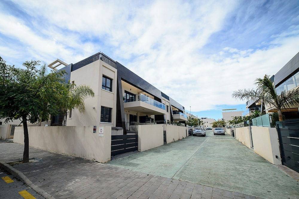 Ganze Wohnung, Apartamento Moderno con Solarium de 65m2 in Pueblo Latino, Pilar de la Horadada