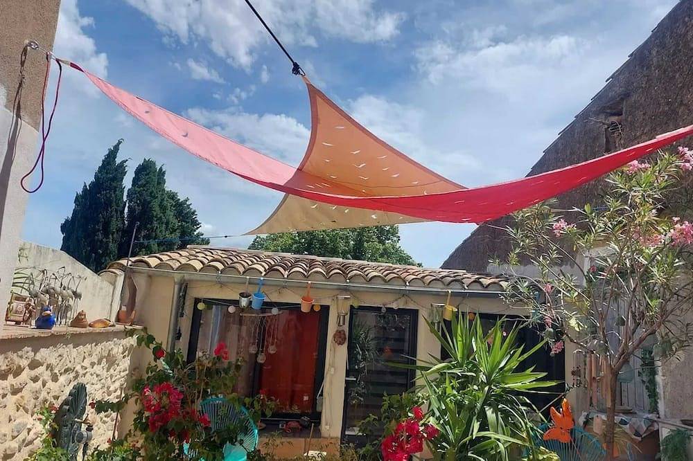 Entire apartment, Homerez - Comfortable Apartment in Roujan of 50 m² in Roujan, Béziers region