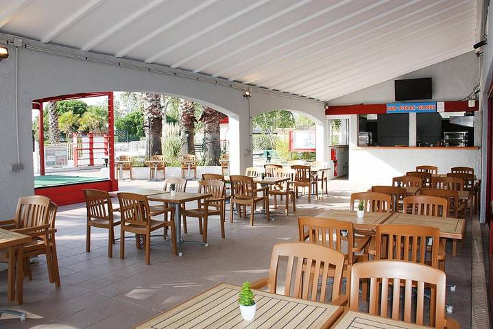 Location de vacances pour 4 personnes, avec jardin ainsi que piscine et bassin pour enfant dans Plage de l'Espiguette - 3