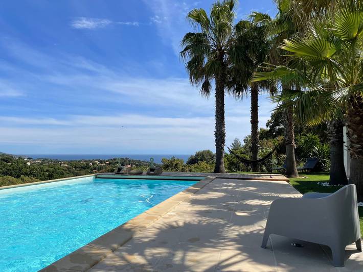 Finca für 10 Personen, mit Garten und Terrasse an der Côte d'Azur