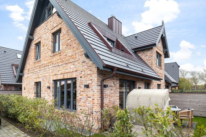 Ganze Wohnung, Appartement im Erd- und Untergeschoss mit ca. 100 m² Nutzfläche für 4 Personen. in Tinnum, Sylt (Gemeinde)