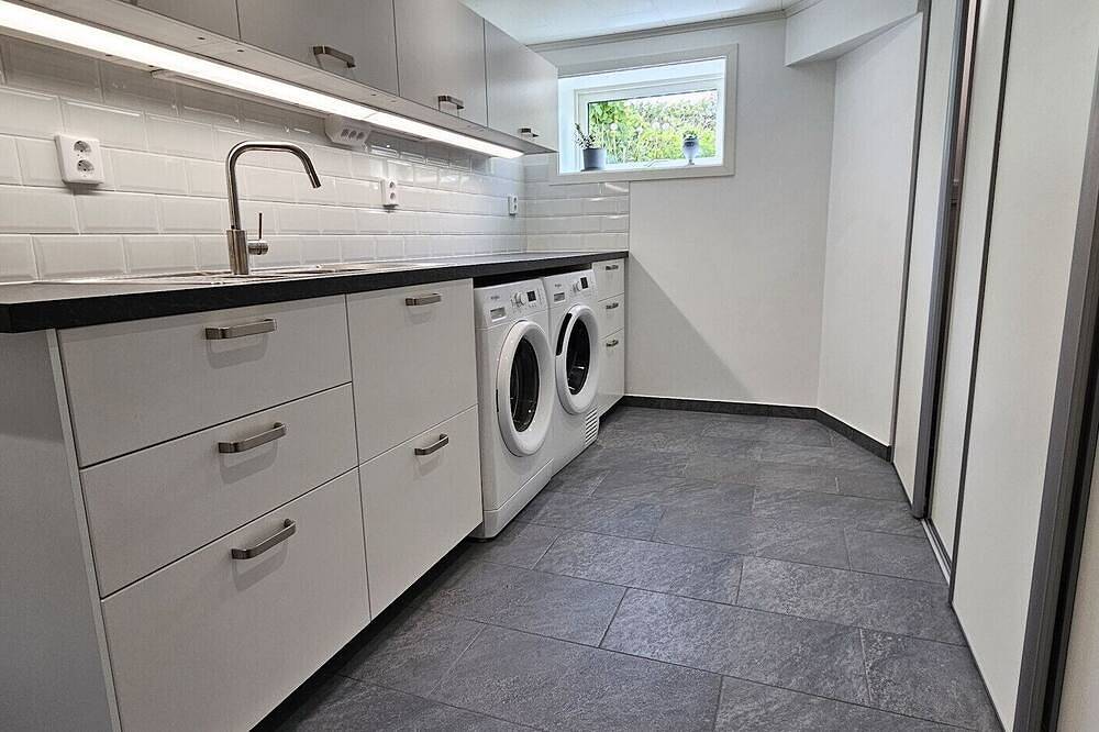 Ganze Wohnung, Neu renovierte Wohnung in Skärhamn mit fußläufiger Entfernung zum Strand | Se09138 in Toftenäs, Norra Västkusten