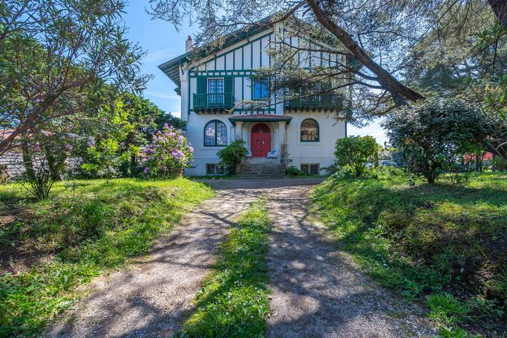 Maison de vacances pour 10 personnes, avec Jardin à Anglet