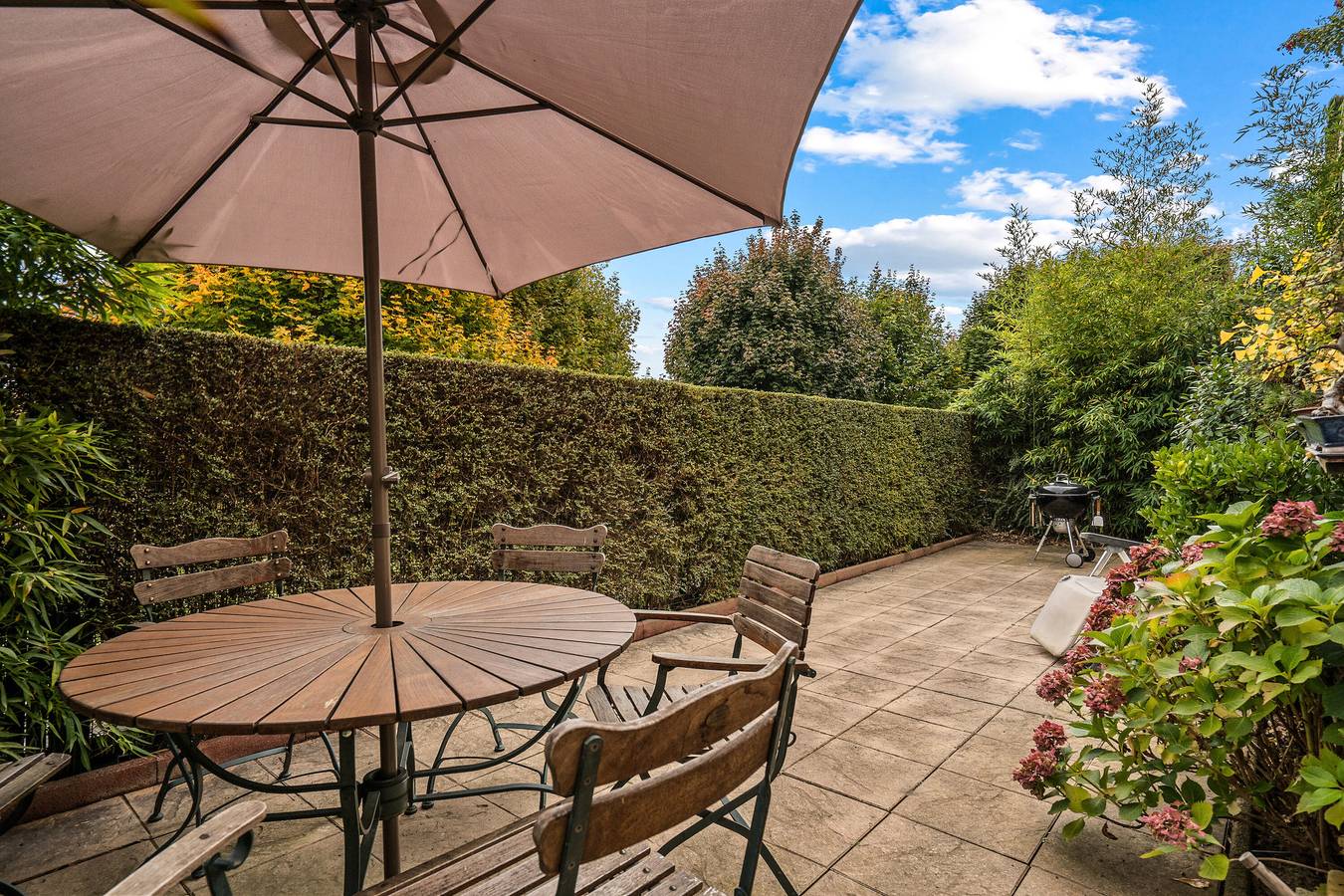 Apartamento entero, Apartamento 'Terrasse De Malissol' con terraza privada, jardín privado y Wi-Fi in Vienne (Isère), Región de Vienne