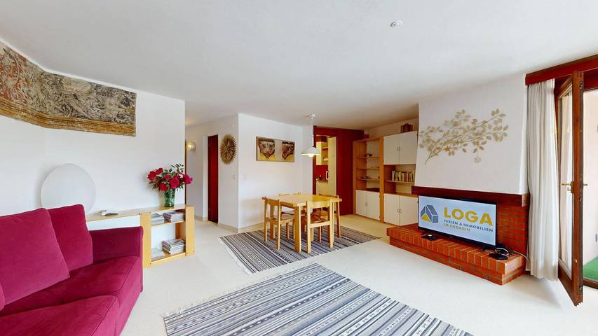 Ferienwohnung für 4 Personen, mit Balkon und Ausblick in Samedan - 2