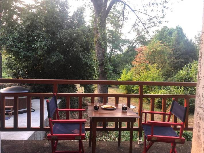 Location de vacances pour 5 personnes, avec vue et piscine ainsi que jardin et sauna à Thouars - 2