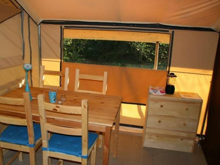 Tente pour 4 personnes dans Yonne - 3
