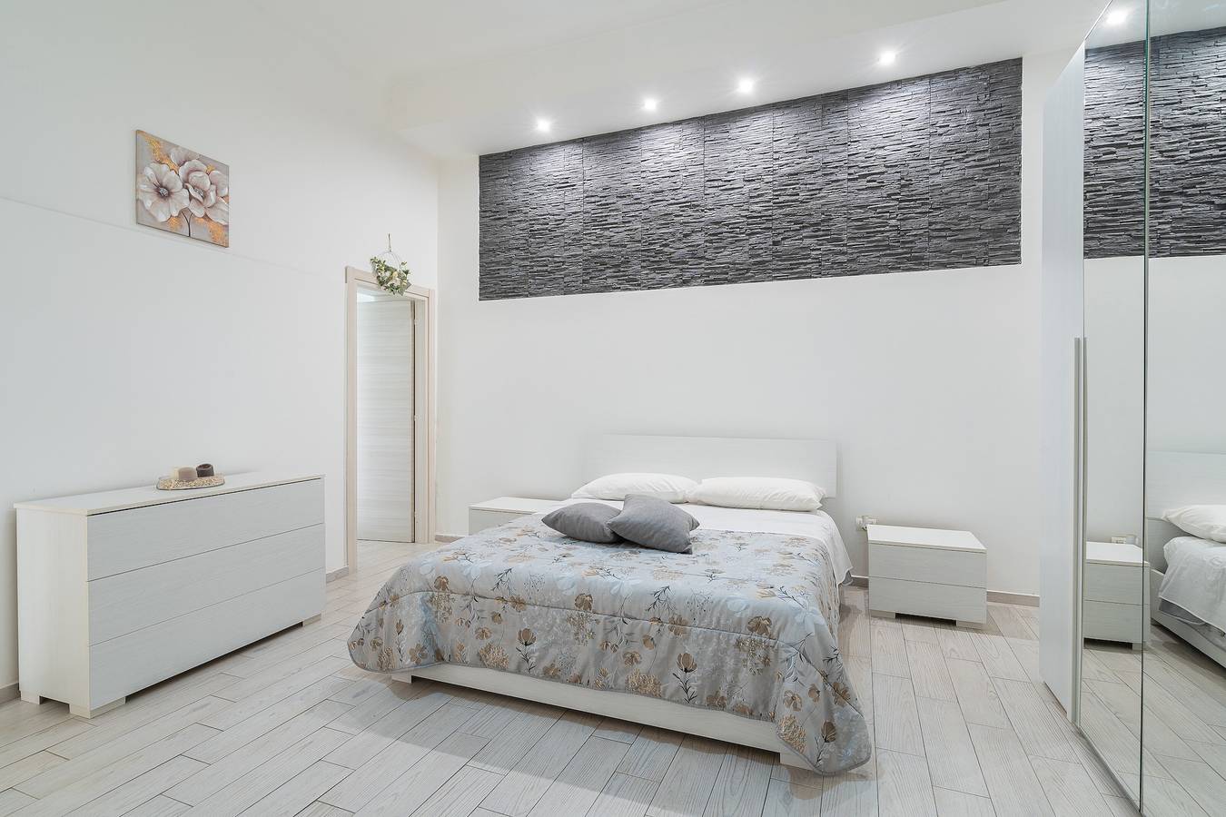 Appartement entier, Appartement 'Dafne Home' avec Wi-Fi et climatisation in Syracuse, Province de Syracuse