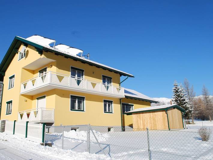 Ferienwohnung für 6 Personen, mit Balkon und Garten in Rennweg am Katschberg