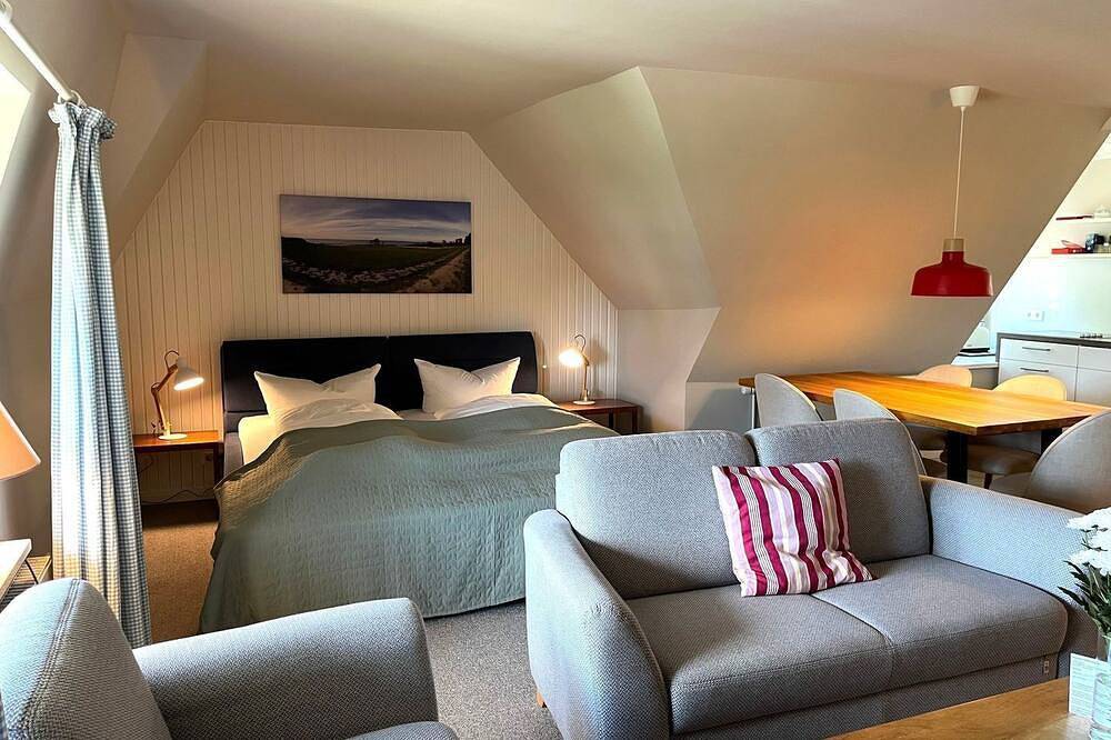 Ganze Wohnung, Unterm Reet, 100qm für bis zu 5 Personen - Altes Friesenhaus in Sylt-Ost, Sylt (Gemeinde)