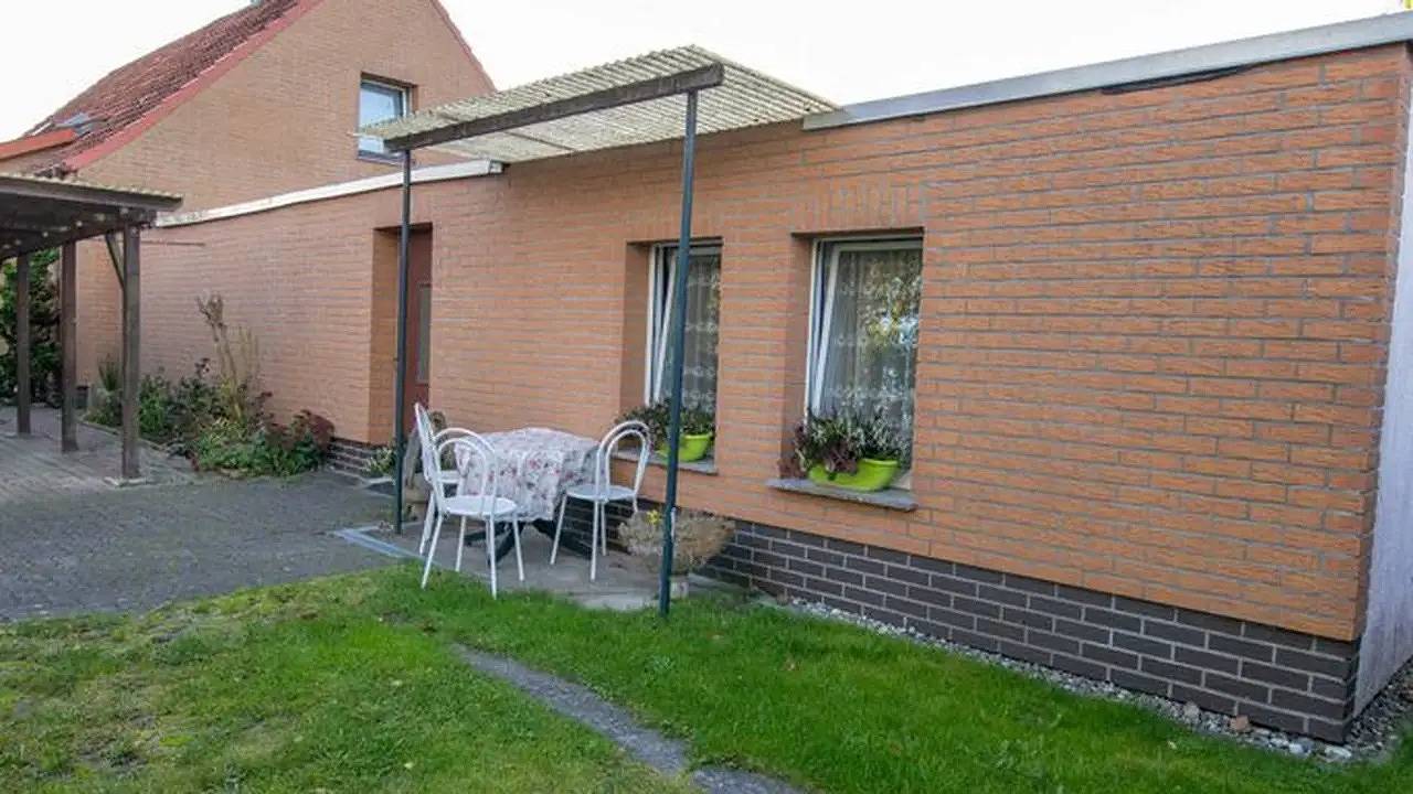 Entire holiday apartment, Holiday apartment for 2 people with garden in Greifswald, Vorpommern Greifswald