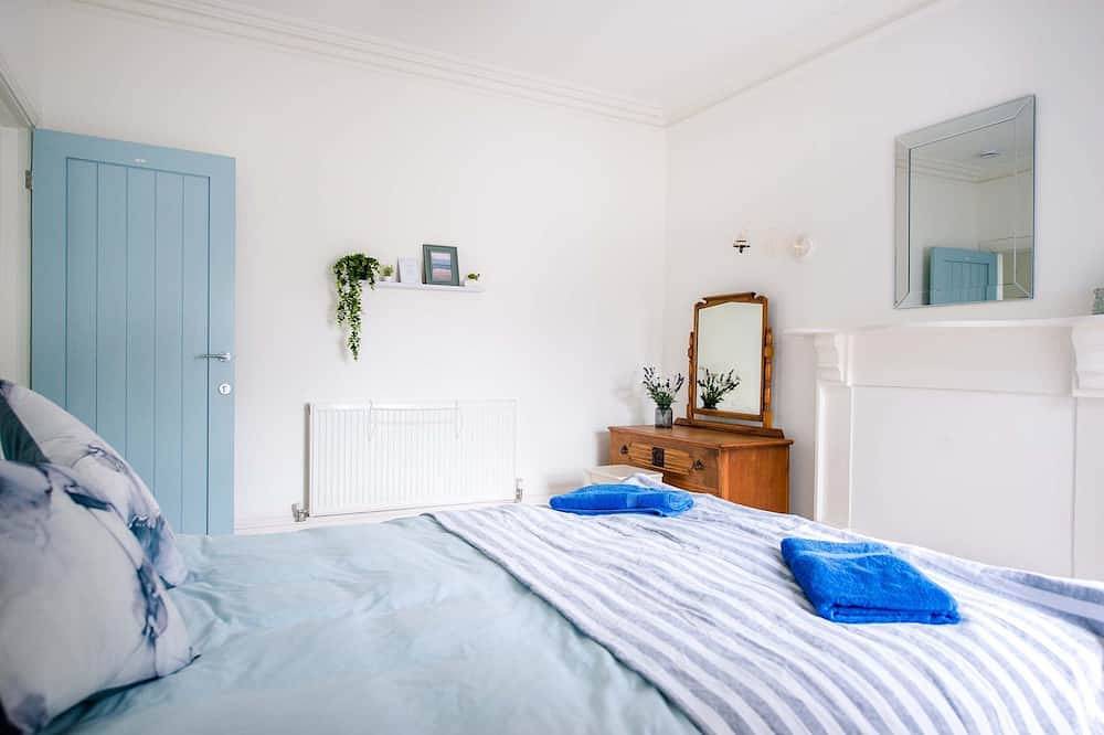Entire apartment, Holidays, visiting family, work, golf, surfing in Porthcawl, Bridgend region